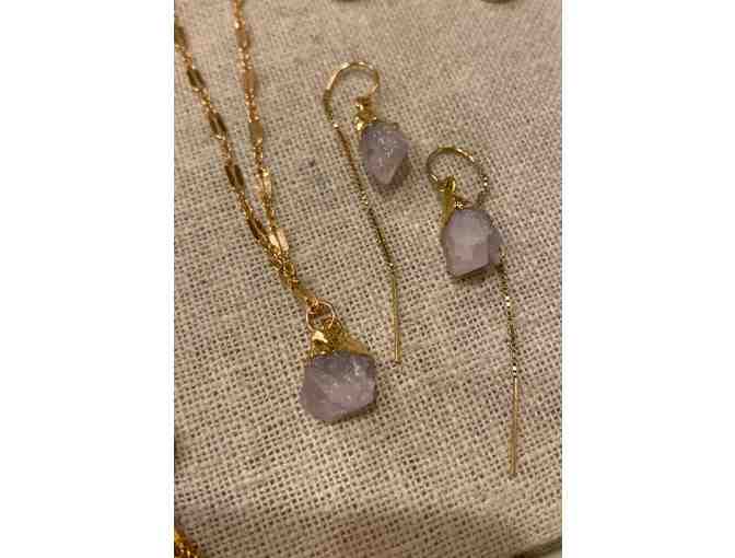 Kolohe gold chain with purple stone with matching drop earrings