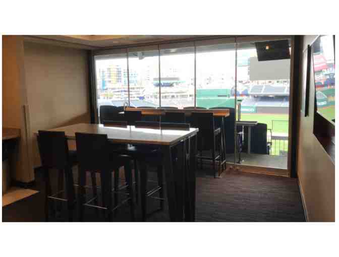 Washington Nationals Lincoln Club Suite- Package of 4 Tickets