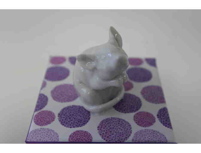 'Sittin Mouse' Porcelain Mouse Figurine by Herend