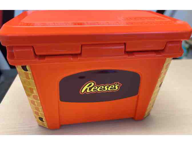 Reese Grizzly Cooler