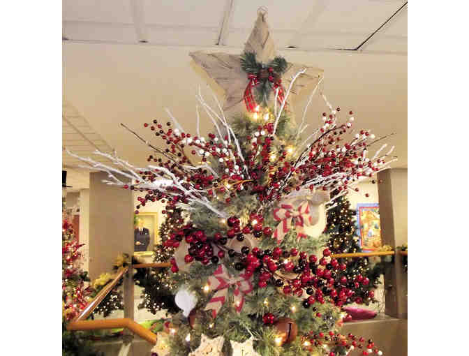 O Beautiful Star Christmas Tree