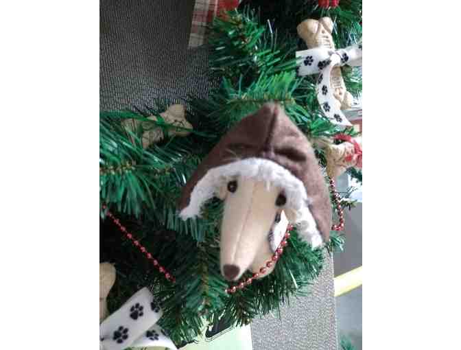 Canine Christmas, a Wreath for Animal Lovers!