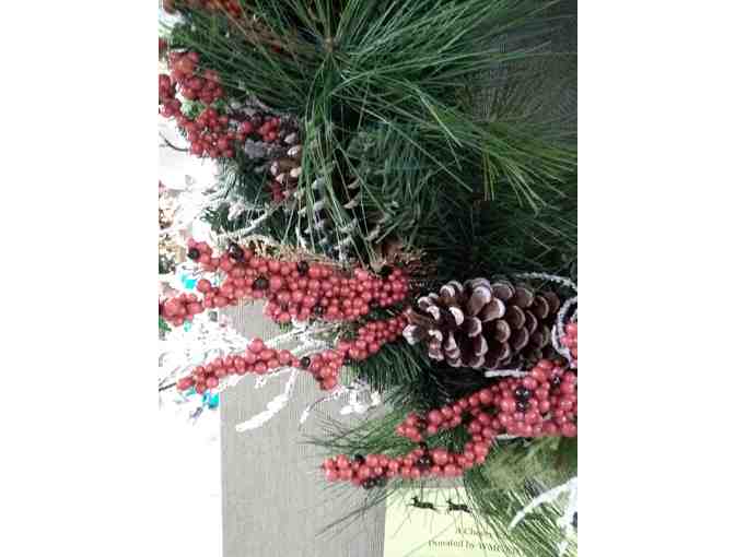A Cheery Christmas Wreath - Photo 2