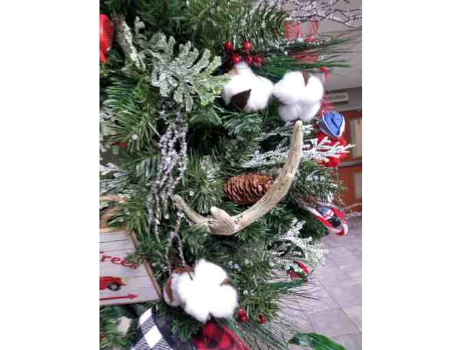 Country Christmas Wreath - Photo 5