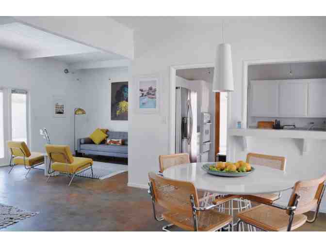 2 nights** Mid-Century Getaway in Palm Springs! - Photo 3