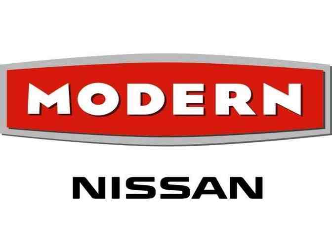 Modern Nissan Car Rental - Photo 1
