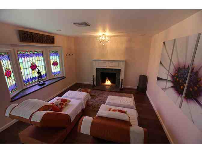 Find Your Bliss in Hollywood at Blossom Spa - 60 min Couples Swedish Massage