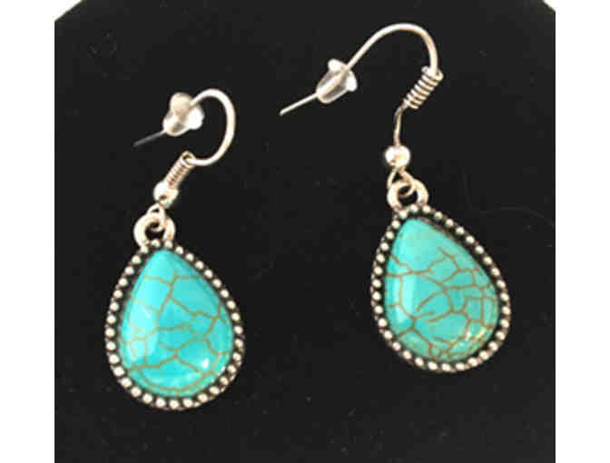 Statement Necklace & Earrings with Turquoise-like Highlights