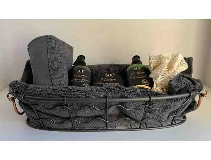 Om SHEA Aromatherapy Luxury Spa Essentials in Beautiful Metal Basket