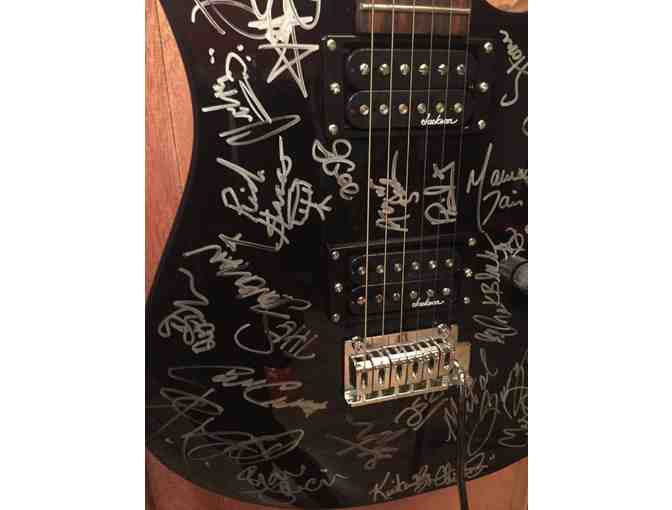 Signed &amp; Customized Jackson 6 String Electric Guitar - Photo 8