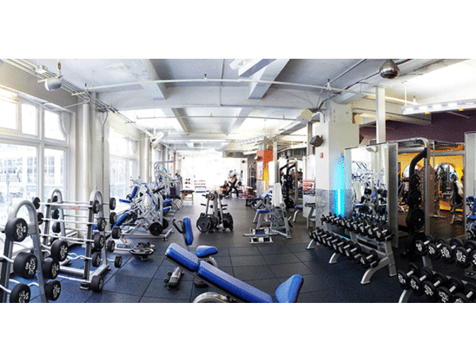 6-month Membership to Crunch Gym
