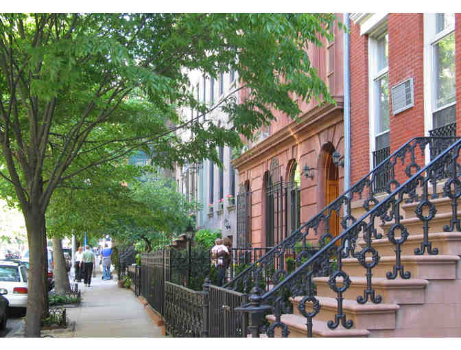 Walking Tour of Chelsea Art Galleries & Lunch for Six