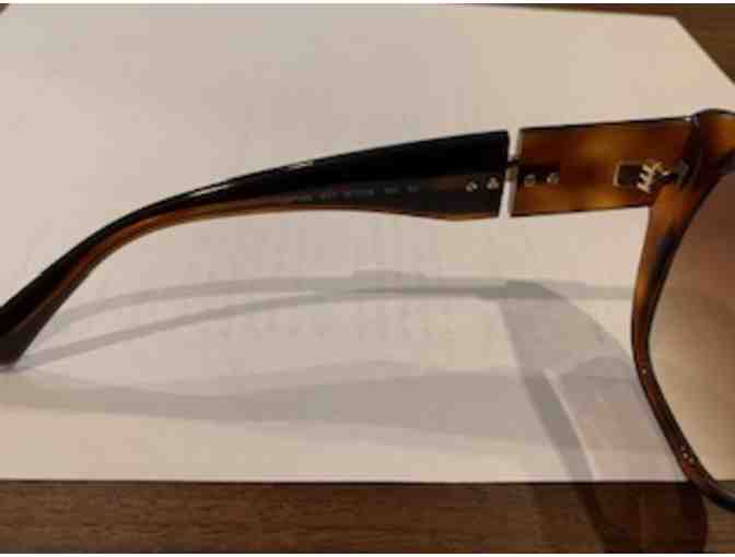 Pair of Longchamp Sunglasses - Photo 5