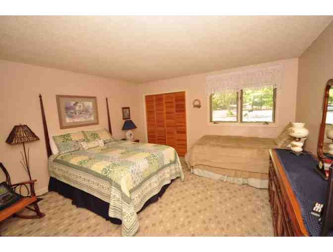 Relax in a Lake House in the Carolina Mountains