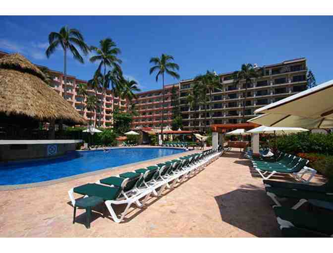 5-Night Condo Stay in Puerto Vallarta, Mexico