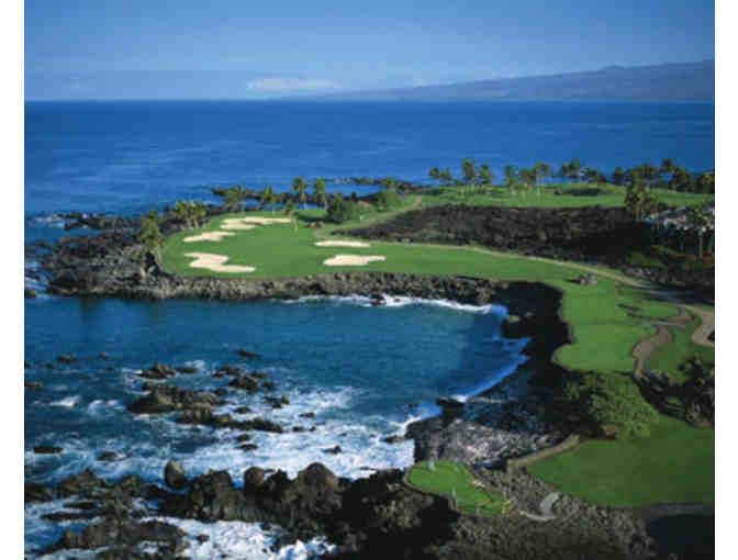 Kailua-Kona, Big Island, Hawaii 7-Night Condo Accommodations
