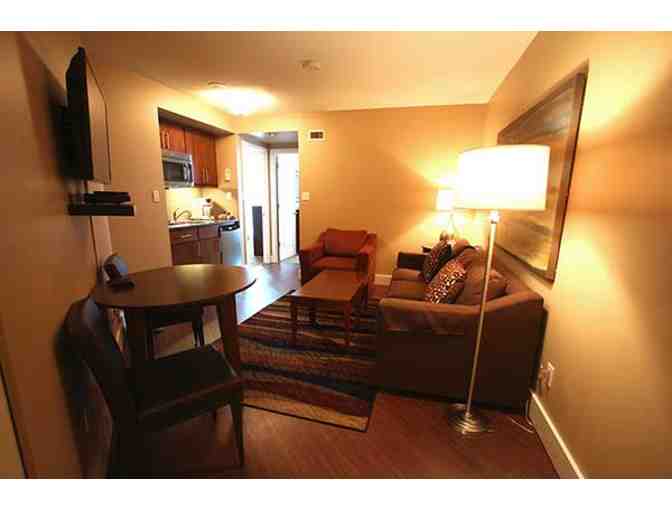 5 Nights Condo Stay at Rosedale on Robson - Vancouver, BC, Canada - Photo 2