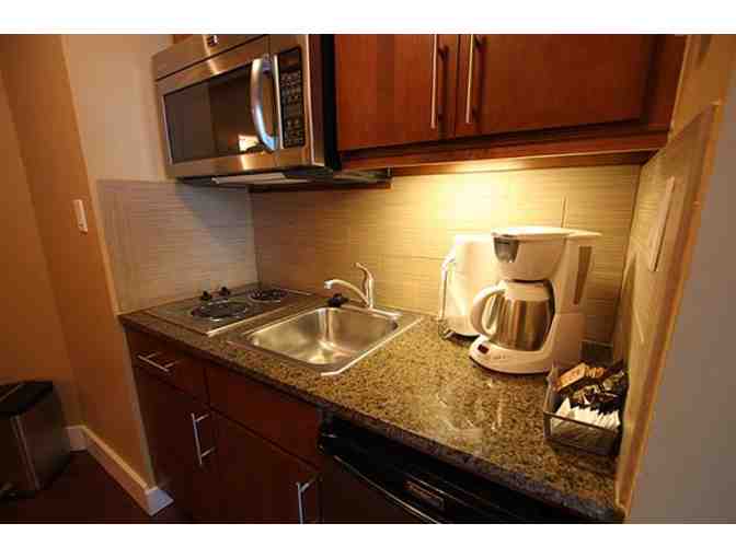 5 Nights Condo Stay at Rosedale on Robson - Vancouver, BC, Canada - Photo 4