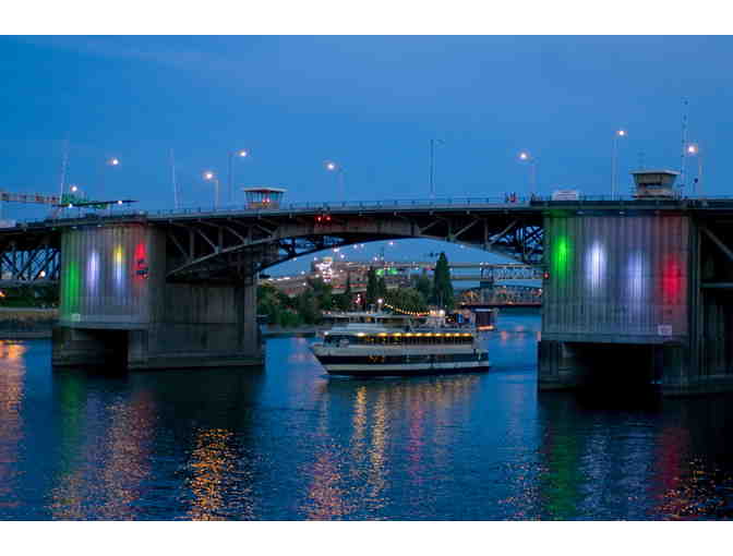 Portland Stay and Play:Portland Spirit Cruise and Paragon Executive Accommodations