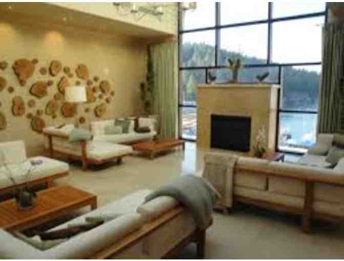 1 Night at the Coeur d'Alene Resort Dine, Spa and Stay Package