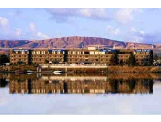 It's Christmas Boat Parade Time