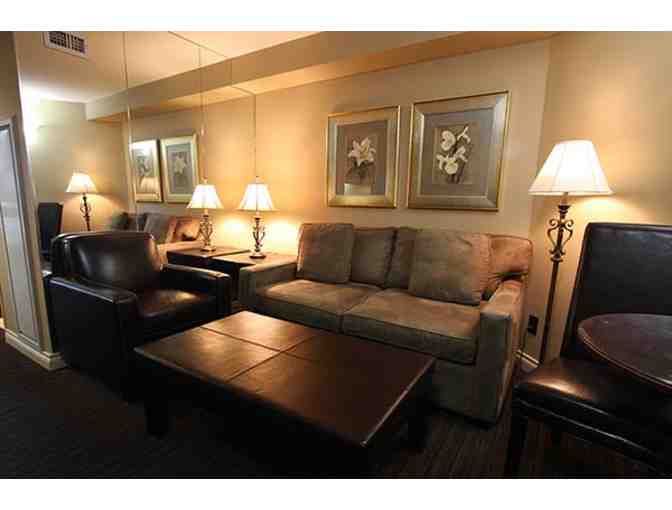 Rosedale on Robson - Vancouver, BC Condo for 5 Nights (Certificate #2)