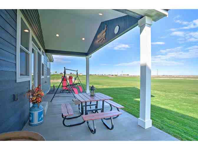 Family-Friendly Two-Night Stay at a Vacation Home