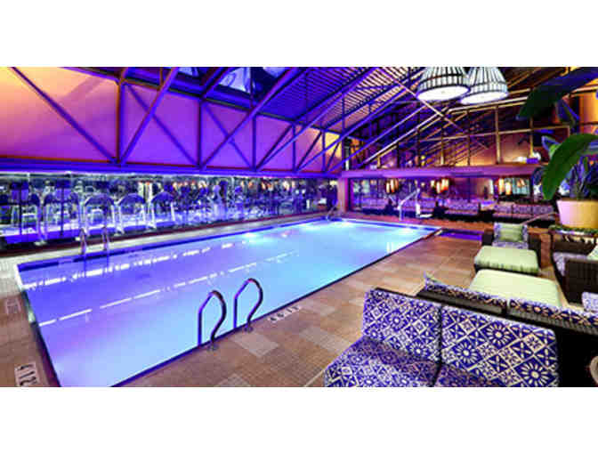 One Night Stay at Amway Grand Plaza