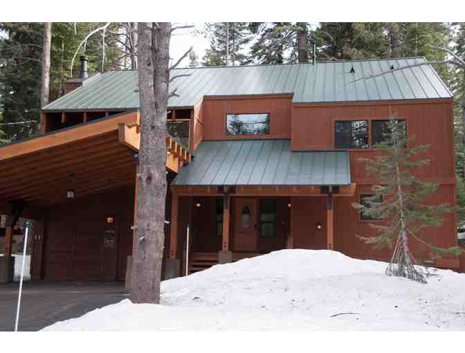 3 Night Getaway at Krow Family Home in Tahoe Donner