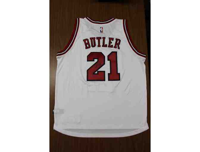 Autographed Jimmy Butler Chicago Bulls Jersey