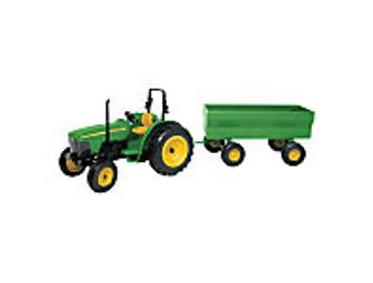 TOMY Toys - Collection of 5 John Deere Trucks