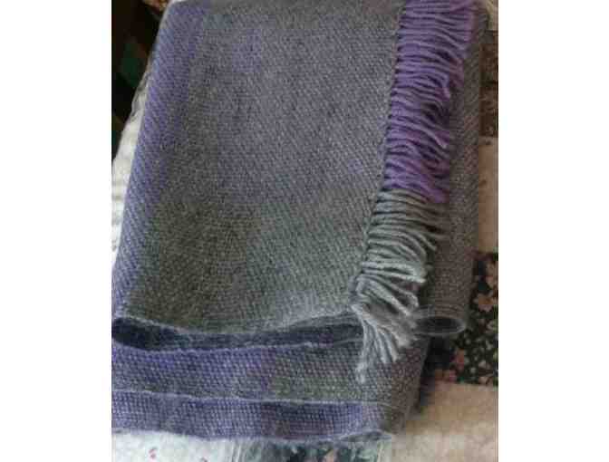 Beautifully Hand-woven wool/rayon wrap/scarf - Photo 1
