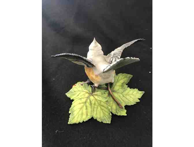 Beautiful Lenox Porcelain Tufted Titmouse