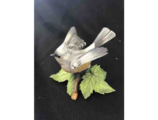 Beautiful Lenox Porcelain Tufted Titmouse