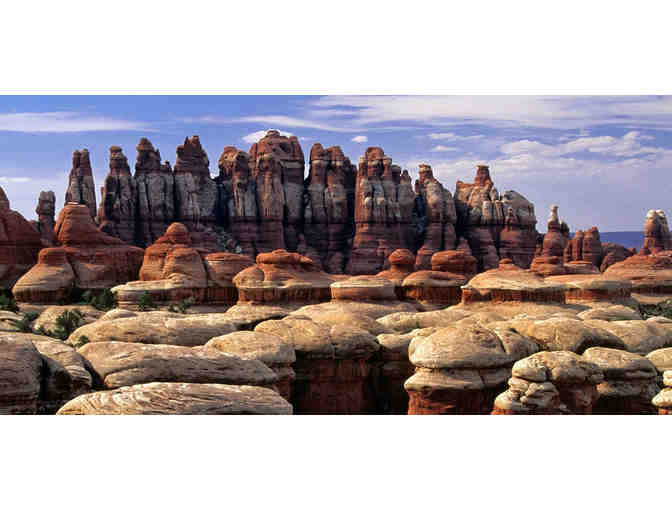 RED CLIFFS LODGE: 1 Night in a Suite for Two