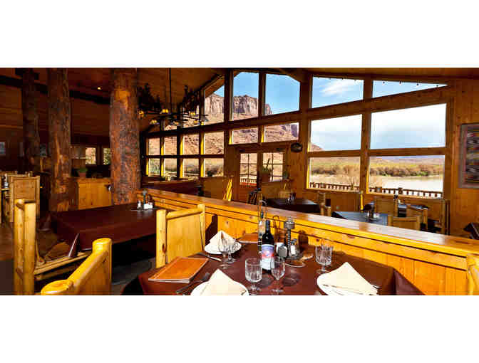 RED CLIFFS LODGE: 1 Night in a Suite for Two