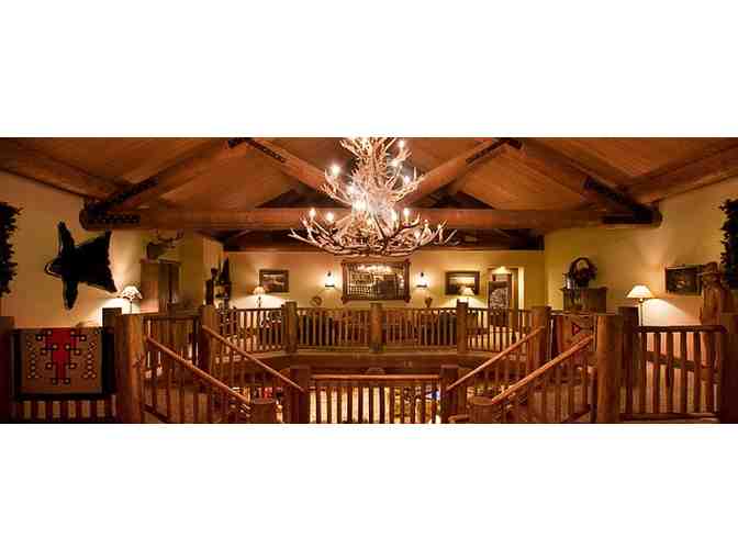 DANIELS SUMMIT LODGE: Overnight Stay