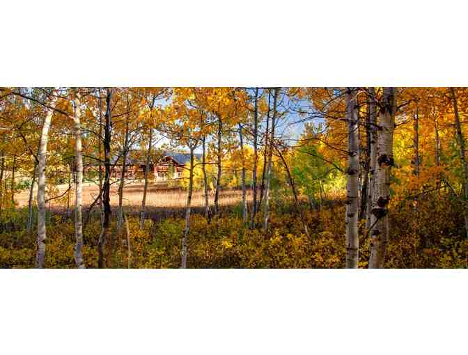 DANIELS SUMMIT LODGE: Overnight Stay