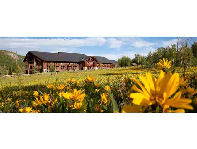 DANIELS SUMMIT LODGE: Overnight Stay