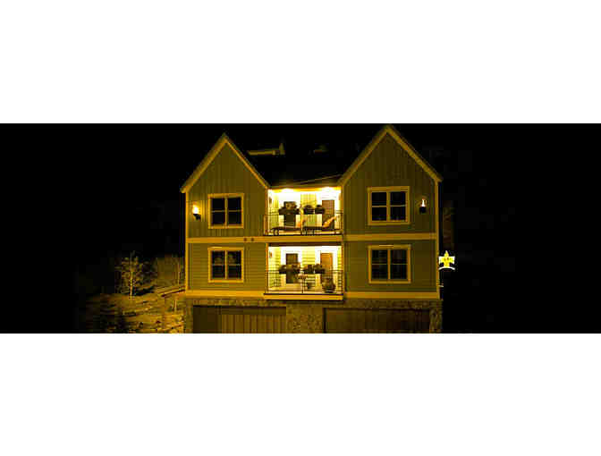 TORCHLIGHT INN: 2 Night Stay