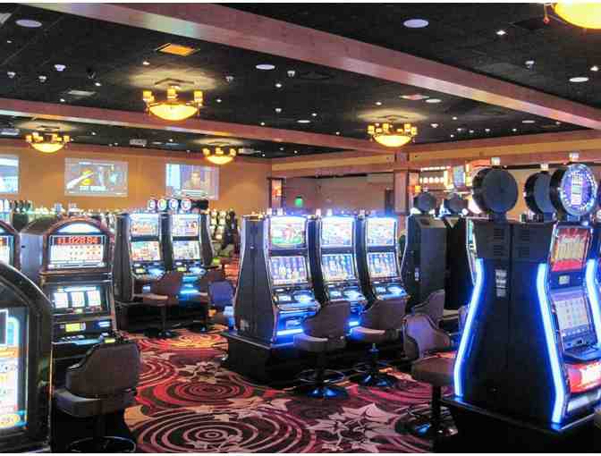 7082 - One Night for Two, Luxury Suite & More - Twin Pine Casino & Hotel, Middletown