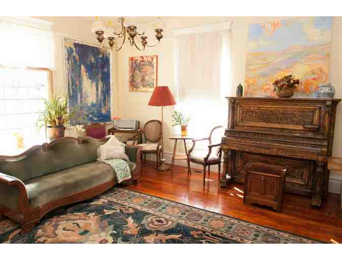 7265 - Two Nights Mid-Week for 2 - Cherry Hill Bed & Breakfast Inn, Petaluma