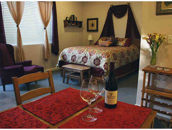 7230 - Moshin Vineyards, Healdsburg - Two Nights for 2 in the Guest Suite & More