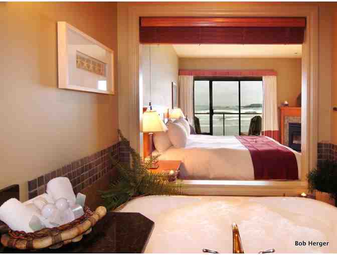 5072 - Two Nights for 2, Deluxe Beachfront Room, Long Beach Lodge Resort, Tofino BC - Photo 4