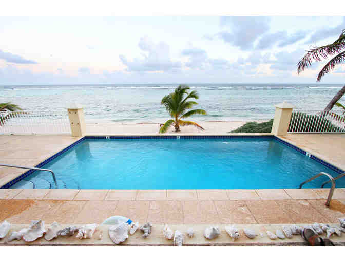 4 Nights for 2, 1 Bedroom Beachfront Apartment, Turtle Nest Inn, Bodden Town, Grand Cayman - Photo 2