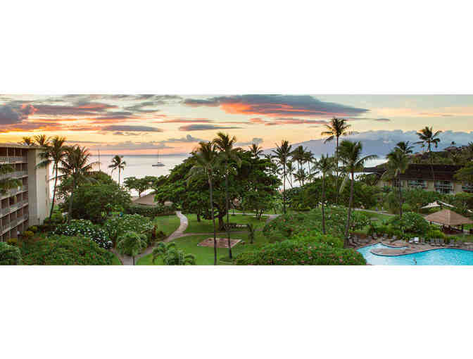 Four Nights for Two with Buffet Breakfast, Ka'anapali Beach Hotel, Lahaina, Maui