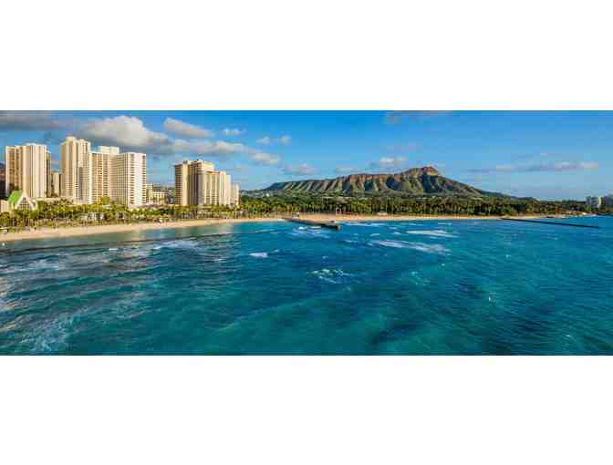 3 Nights for 2, Ocean Front Room with Dinner, Waikiki Beach Marriott Resort & Spa