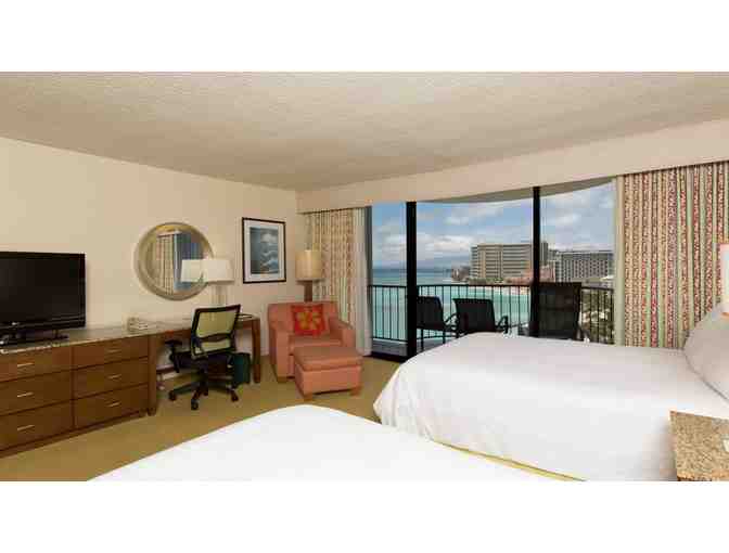3 Nights for 2, Ocean Front Room with Dinner, Waikiki Beach Marriott Resort & Spa - Photo 7
