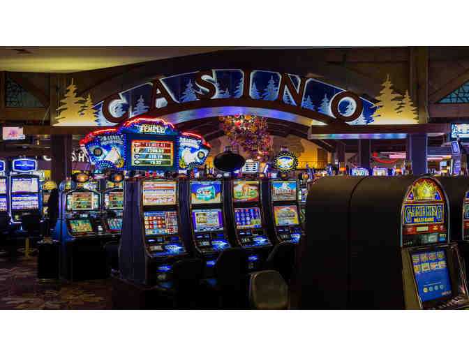 One Night for Two, Dinner & Free-Play, Twin Pine Casino & Hotel, Middletown
