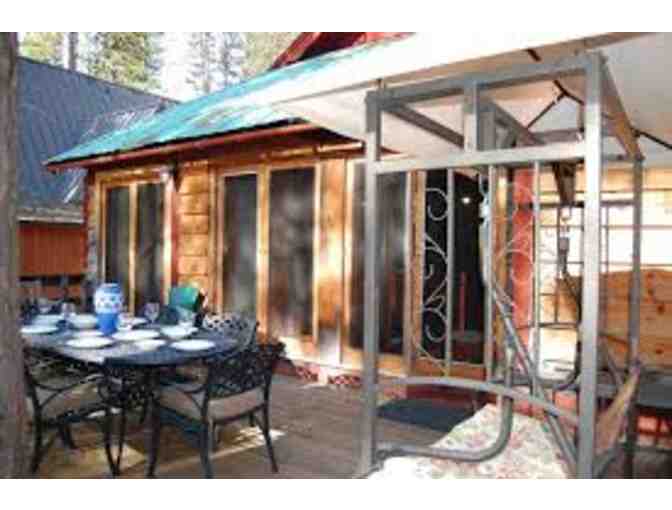 Two Nights in a 3 Bedroom Cabin, The Redwoods in Yosemite, Wawona